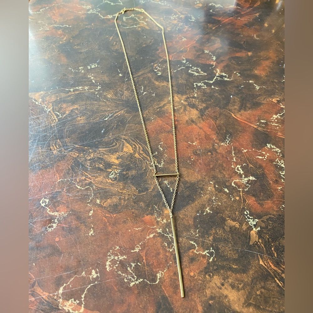 Simple Gold-Tone Chain Necklace with Minimalism Pendant